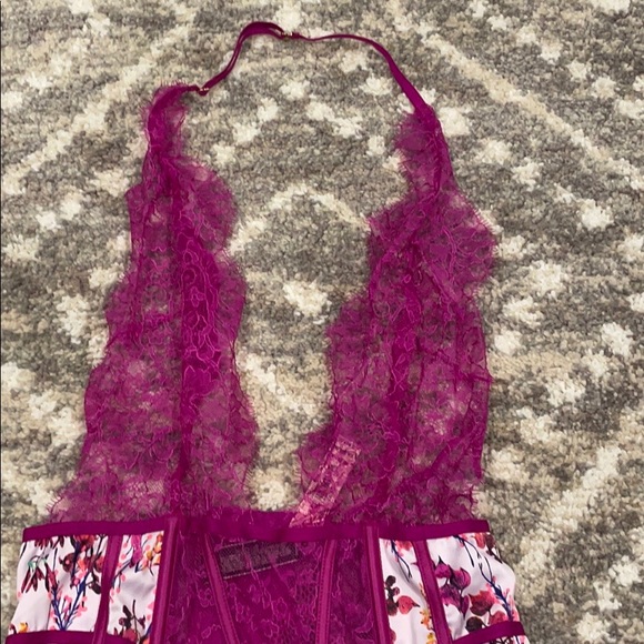 Brand New sexy lingerie from Victoria’s Secret - Picture 3 of 5